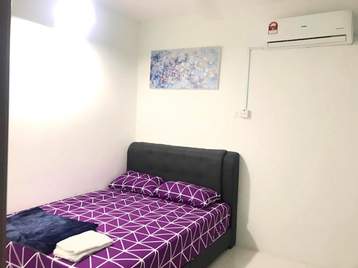 Chempaka Homestay Seri Iskandar Ngoại thất bức ảnh